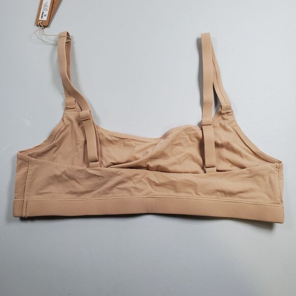 Skims Fits Everybody Scoop Bralette Women Size Medium NWT Shapewear Clay - Picture 3 of 10